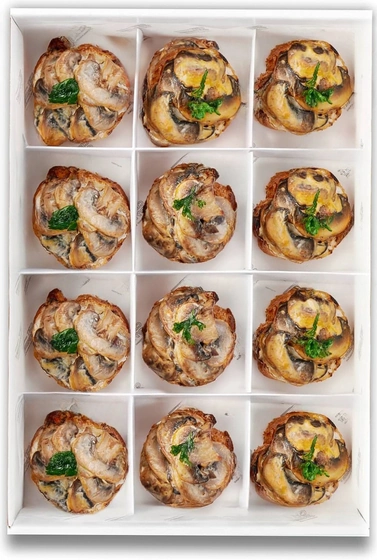 Брускетта с шампиньонами и творожным муссом — доставка боксов Нижний Новгород