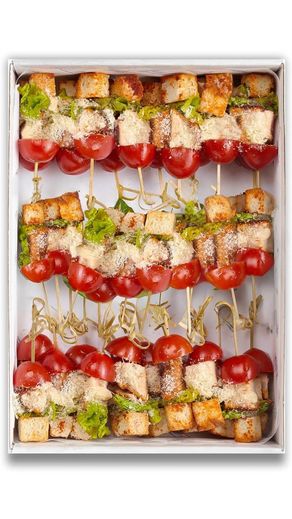 Канапе «Цезарь» с цыпленком