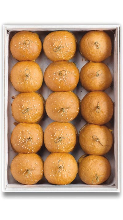 Ассорти мини-бургеров с цыпленком и говядиной